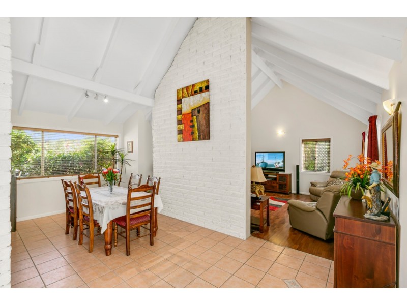 7 John Munro Court, Carrara QLD 4211