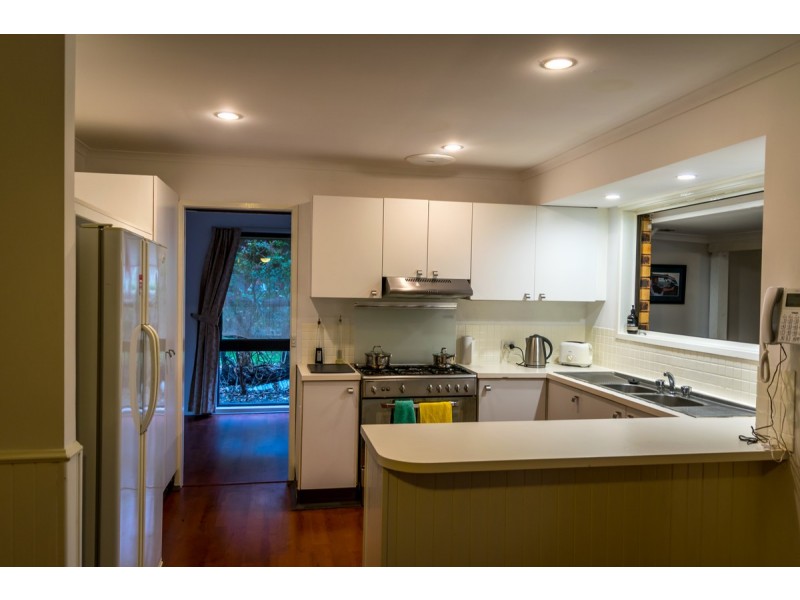 24 Lilac Tree Court, Beechmont QLD 4211