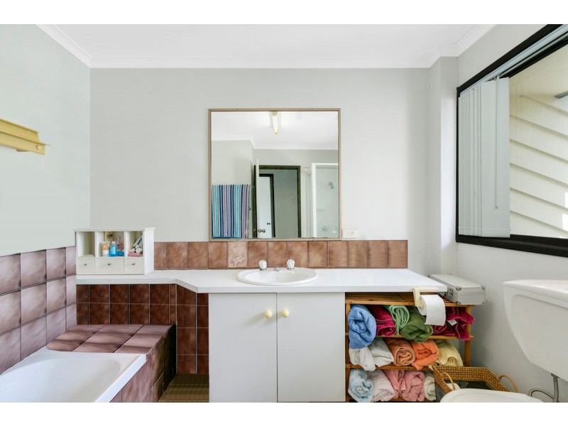 2 Azalea C 67 Nerang Street, Nerang QLD 4211