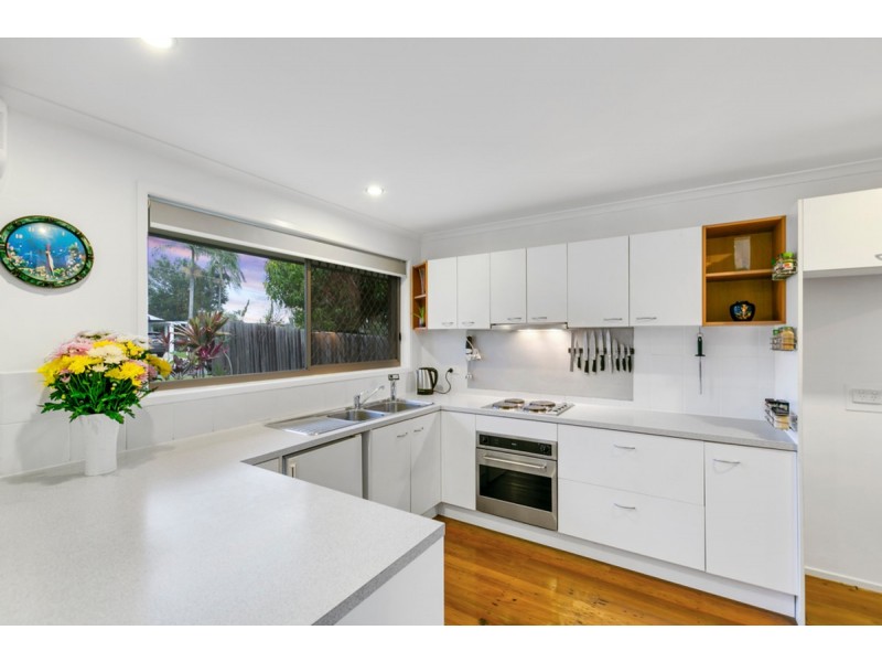 1 Mitchell Avenue, Molendinar QLD 4214