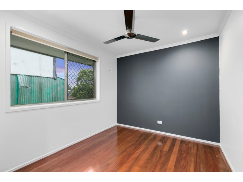 1 Mitchell Avenue, Molendinar QLD 4214