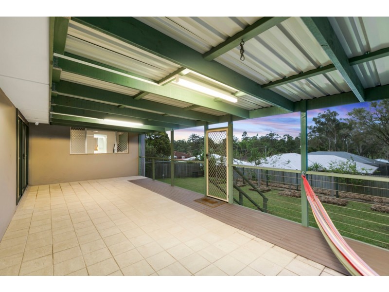 1 Mitchell Avenue, Molendinar QLD 4214