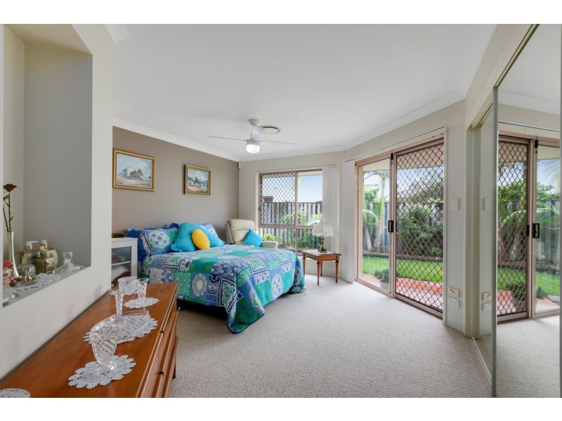 20 Royal Court, Ashmore QLD 4214