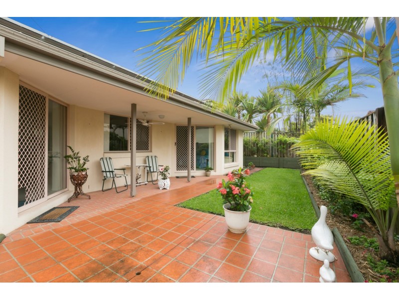 20 Royal Court, Ashmore QLD 4214