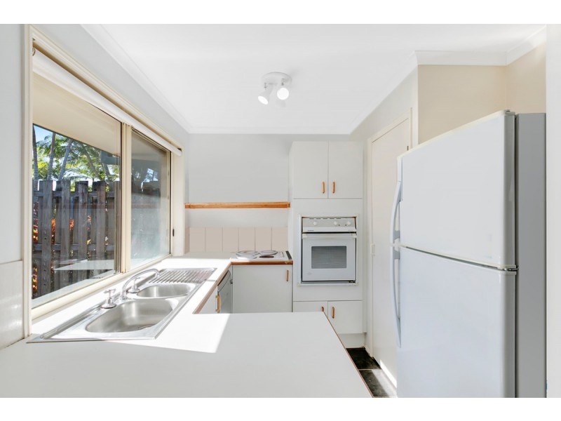 1/5 Keats Place, Nerang QLD 4211