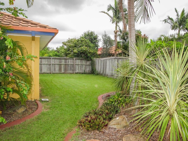 22 Oakdale Avenue, Nerang QLD 4211