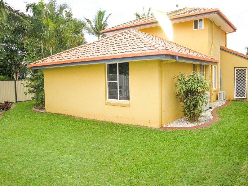 22 Oakdale Avenue, Nerang QLD 4211