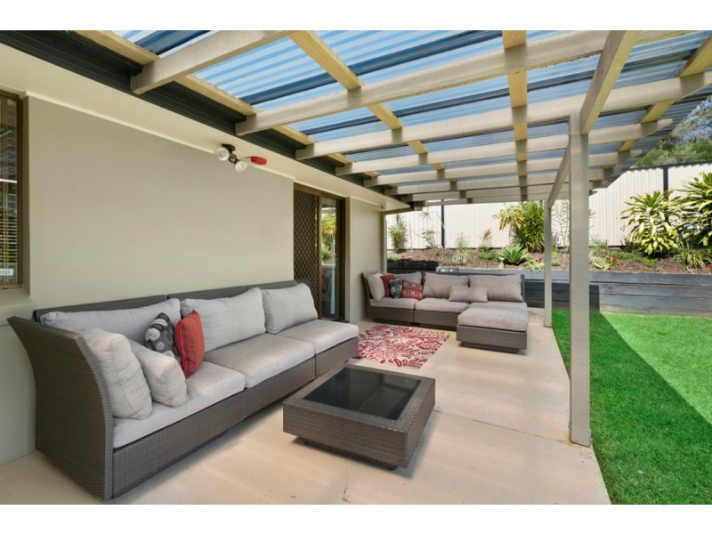 4 Amethyst Court, Carrara QLD 4211