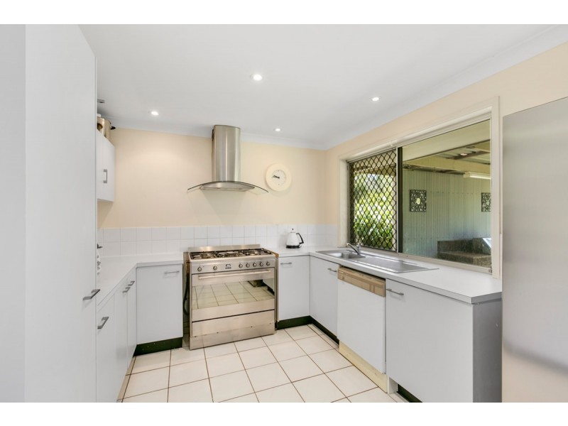 16 Merloo Drive, Nerang QLD 4211
