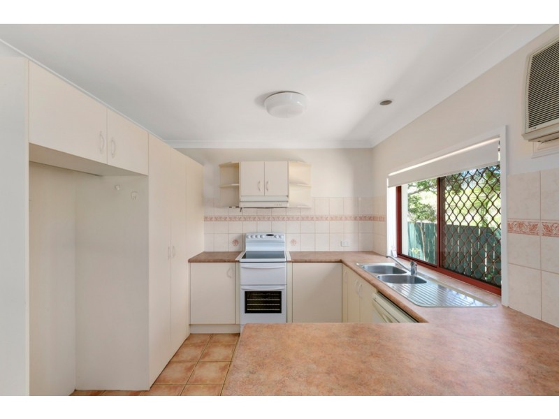 41 Paddington Drive, Carrara QLD 4211