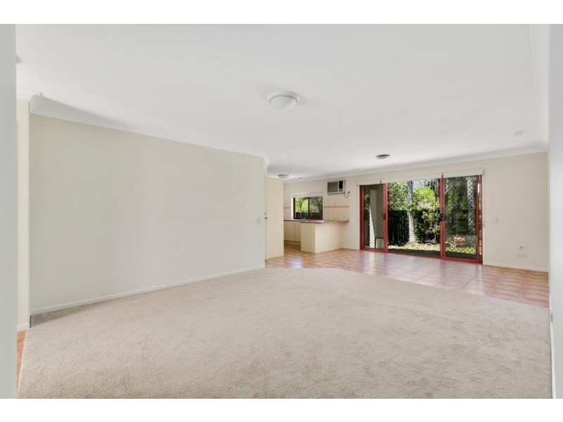 41 Paddington Drive, Carrara QLD 4211