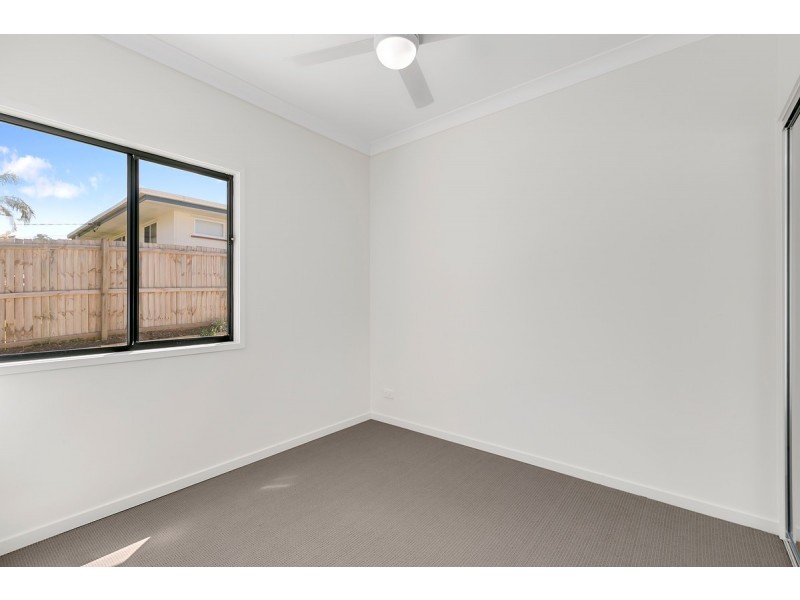 2/9 Wundowie Street, Nerang QLD 4211