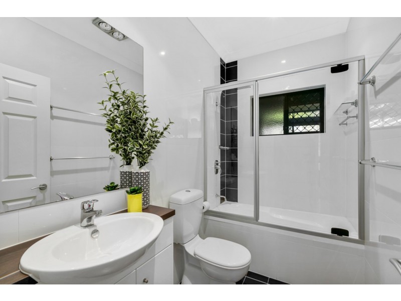 1/14 Kelsey Circuit, Nerang QLD 4211