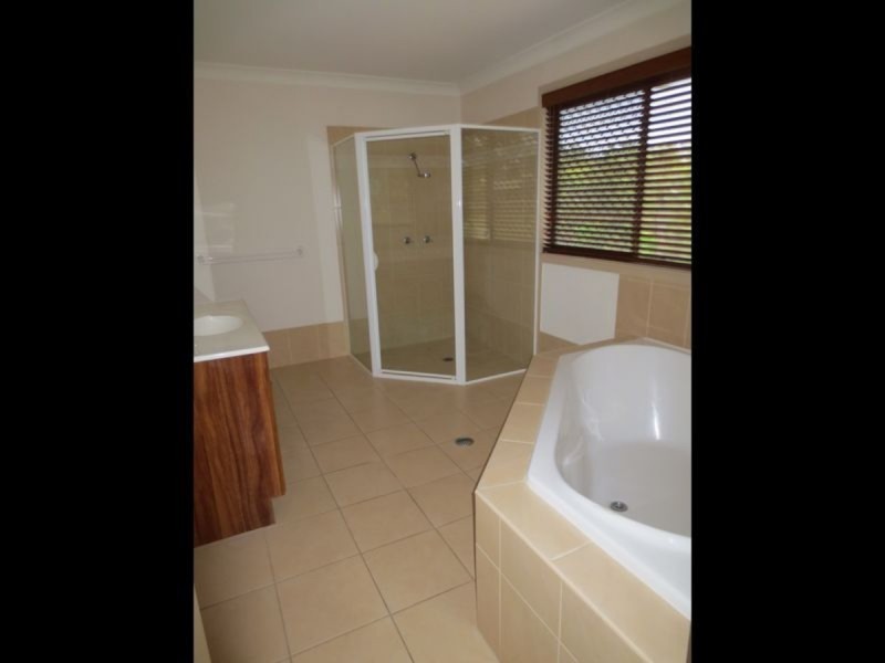 20 Fallon Court, Worongary QLD 4213
