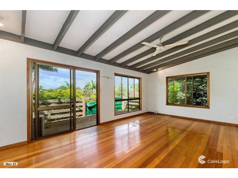 10 Ivy Street, Carrara QLD 4211