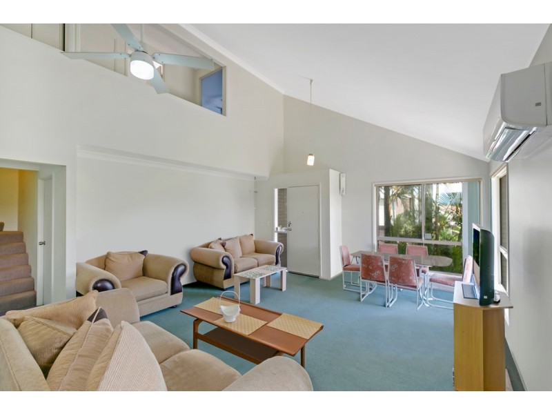 5/601 Pine Ridge Road, Biggera Waters QLD 4216