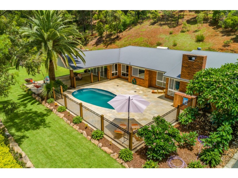 19 Pemberton Close, Mount Nathan QLD 4211