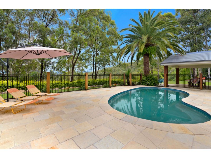 19 Pemberton Close, Mount Nathan QLD 4211