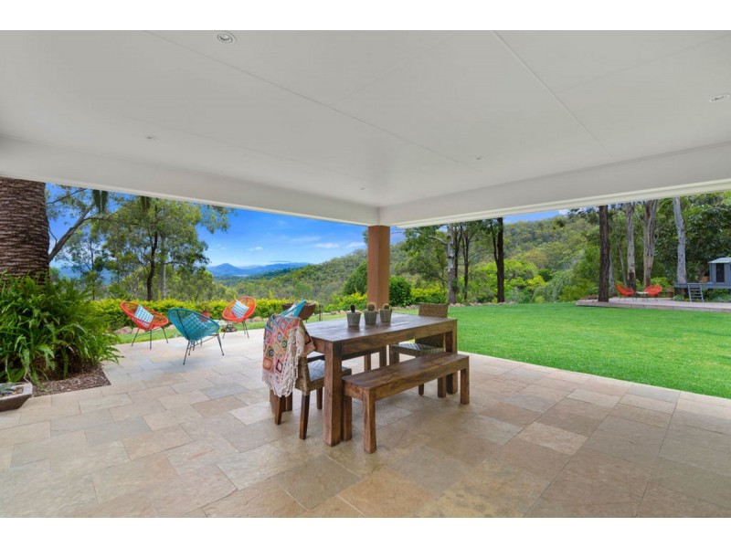 19 Pemberton Close, Mount Nathan QLD 4211