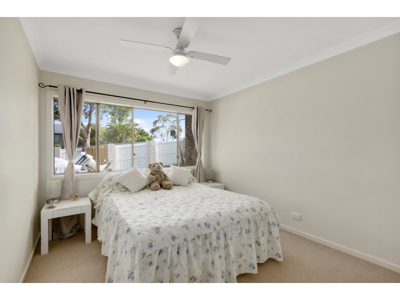 13 Tangerine Row, Ashmore QLD 4214