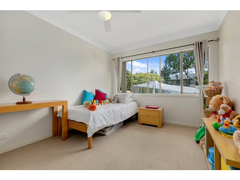 13 Tangerine Row, Ashmore QLD 4214