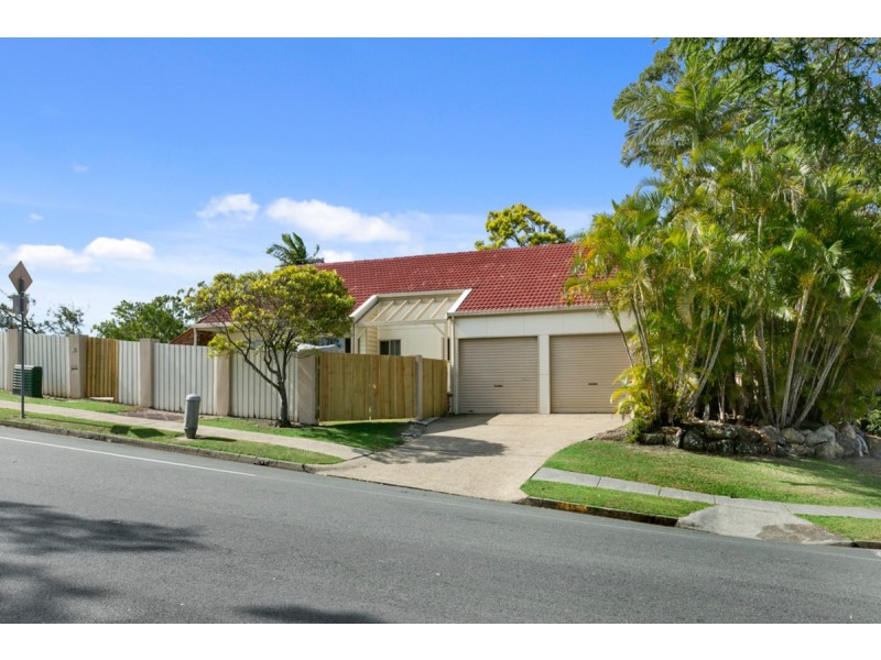 13 Tangerine Row, Ashmore QLD 4214