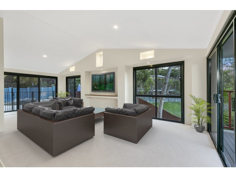 7 Rob Roy Court, Highland Park QLD 4211