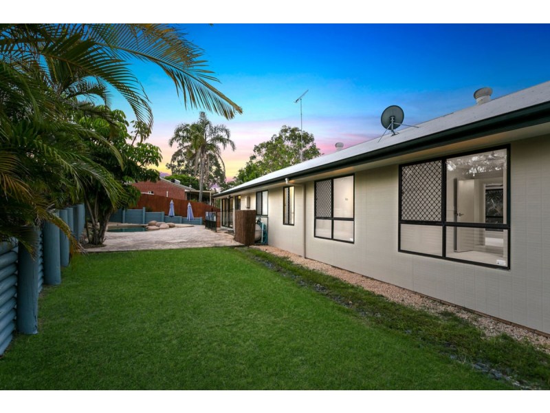 7 Rob Roy Court, Highland Park QLD 4211