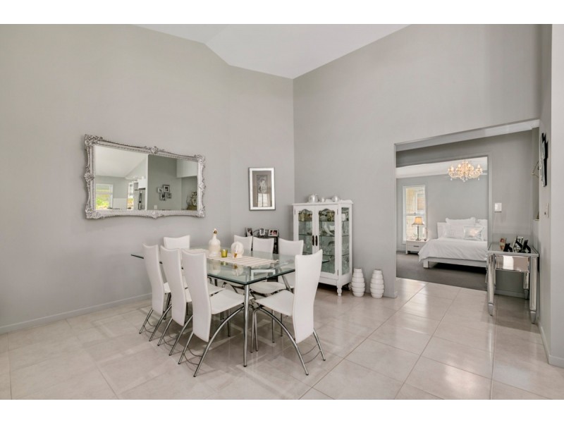 22 Meander Court, Ormeau Hills QLD 4208