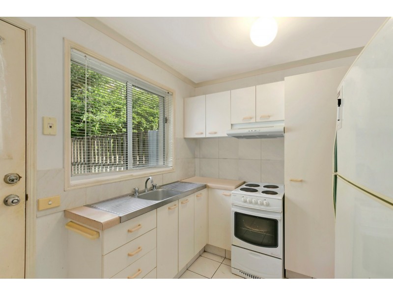 32/125 Pappas Way, Nerang QLD 4211