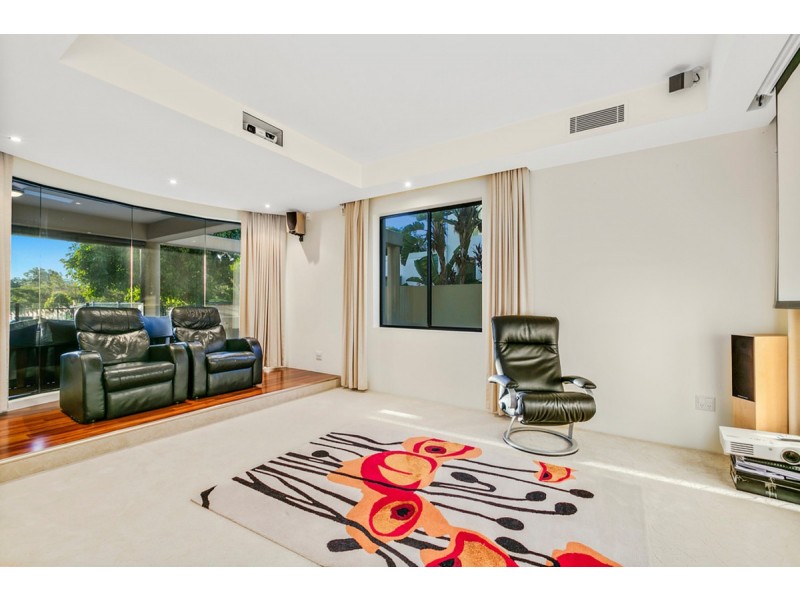 27 Lakelands Drive, Merrimac QLD 4226
