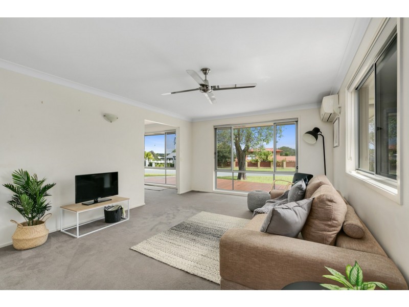 141 Alison Road, Carrara QLD 4211