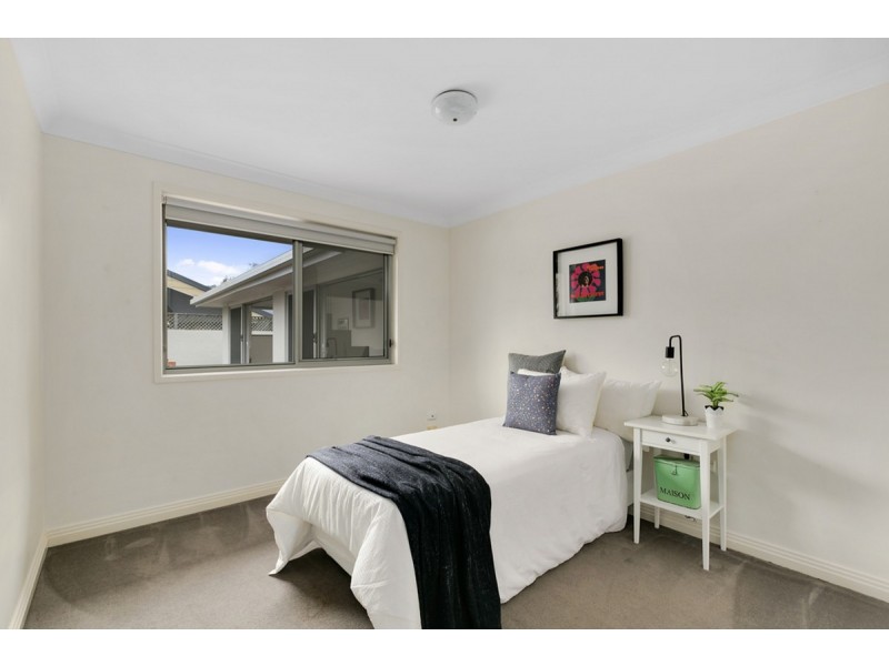 141 Alison Road, Carrara QLD 4211