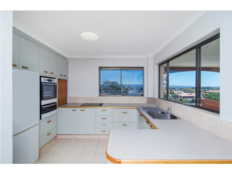 9/6 Stanley Street, Burleigh Heads QLD 4220