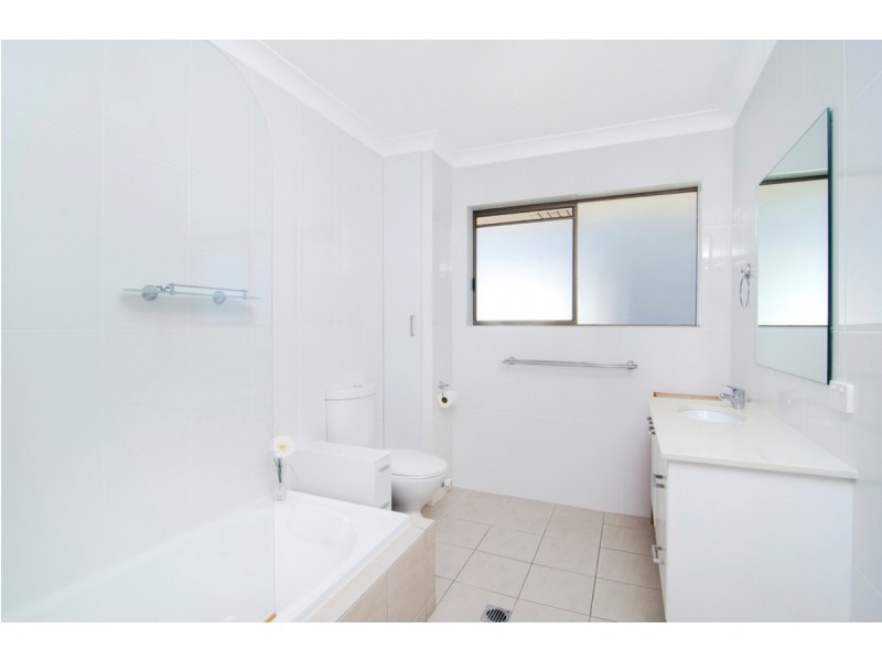 9/6 Stanley Street, Burleigh Heads QLD 4220