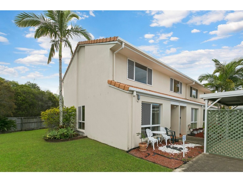 74/125 Pappas Way, Carrara QLD 4211