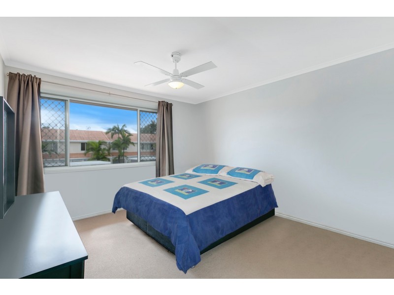 74/125 Pappas Way, Carrara QLD 4211