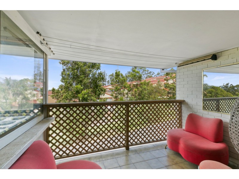 6/11 Balfour Crescent, Highland Park QLD 4211