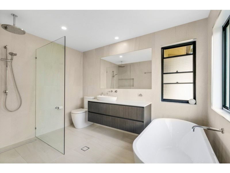 12 Acmena Court, Elanora QLD 4221