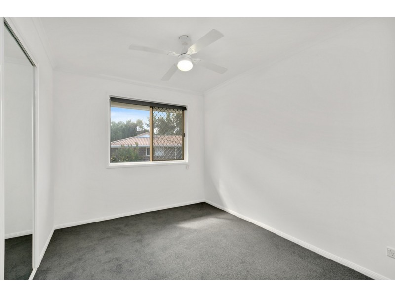 2/16B Lochinvar Court, Highland Park QLD 4211