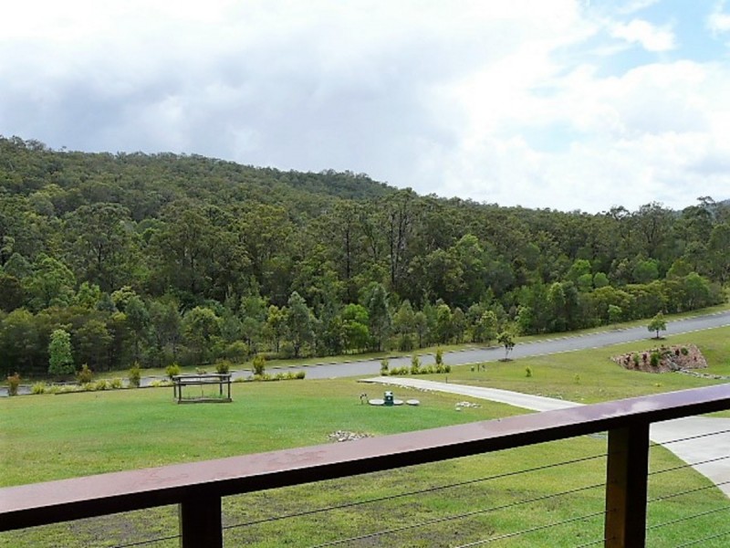 61 Hidden Woods Drive, Advancetown QLD 4211