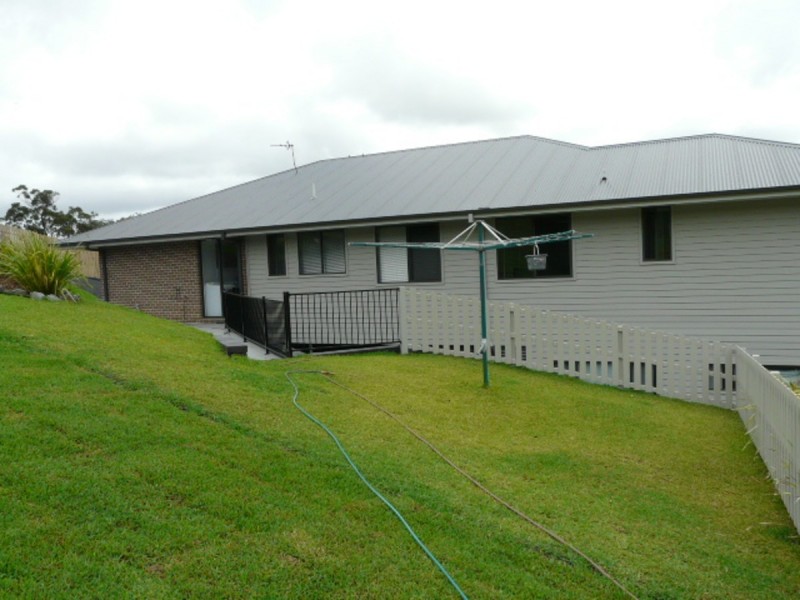 61 Hidden Woods Drive, Advancetown QLD 4211