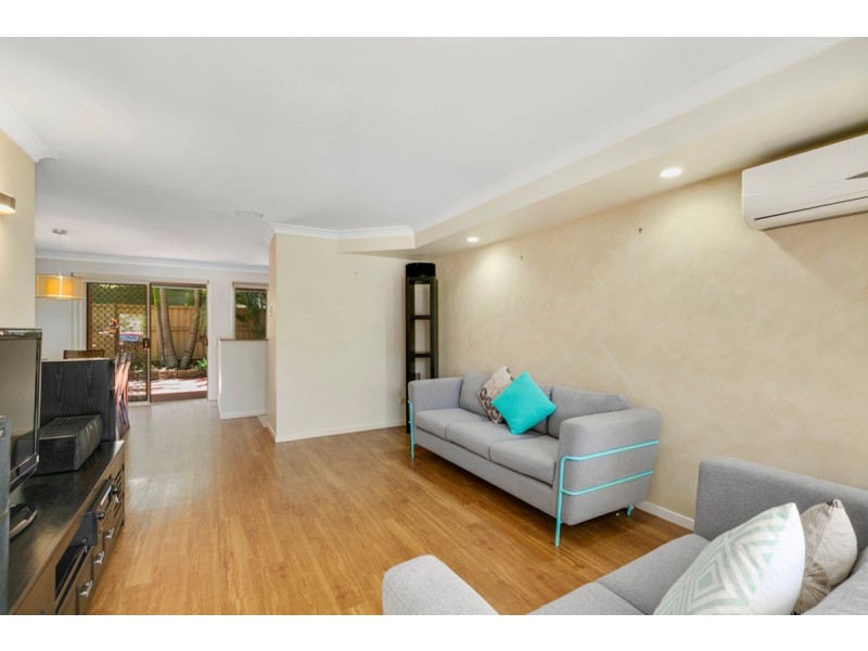 38/1 Warbler Parade, Varsity Lakes QLD 4227