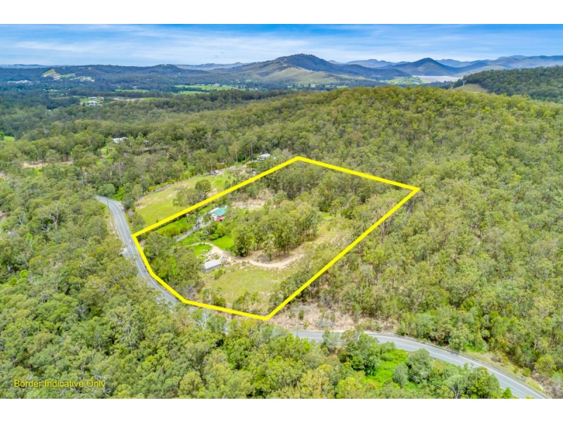 422 Clagiraba Road, Clagiraba QLD 4211