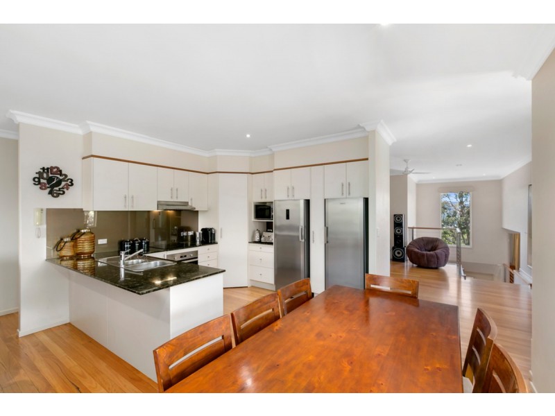 20 Tara Vista Boulevard, Highland Park QLD 4211