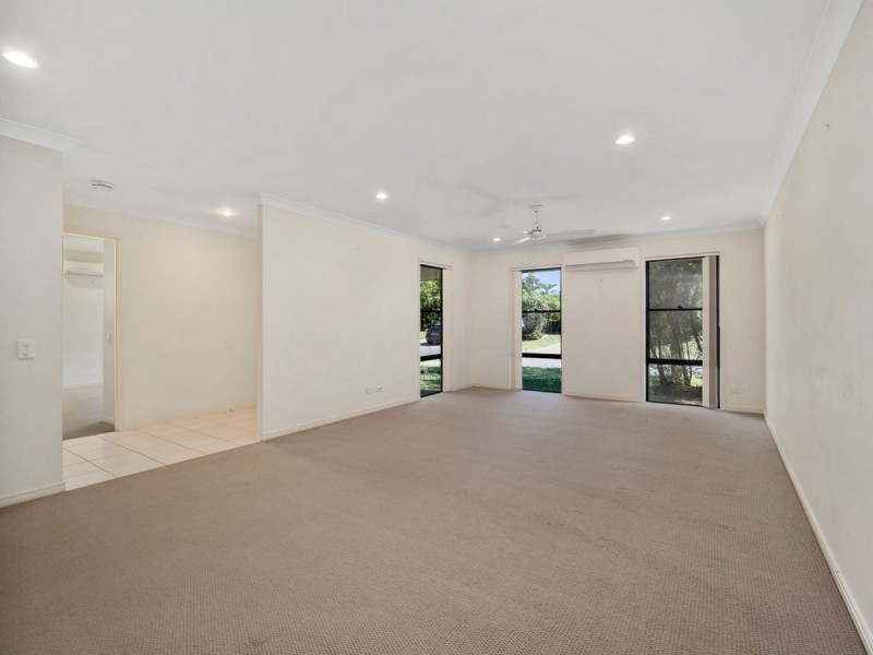 2/2 Moss Terrace, Pimpama QLD 4209