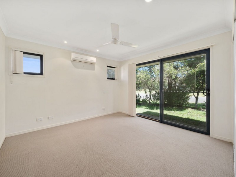 2/2 Moss Terrace, Pimpama QLD 4209