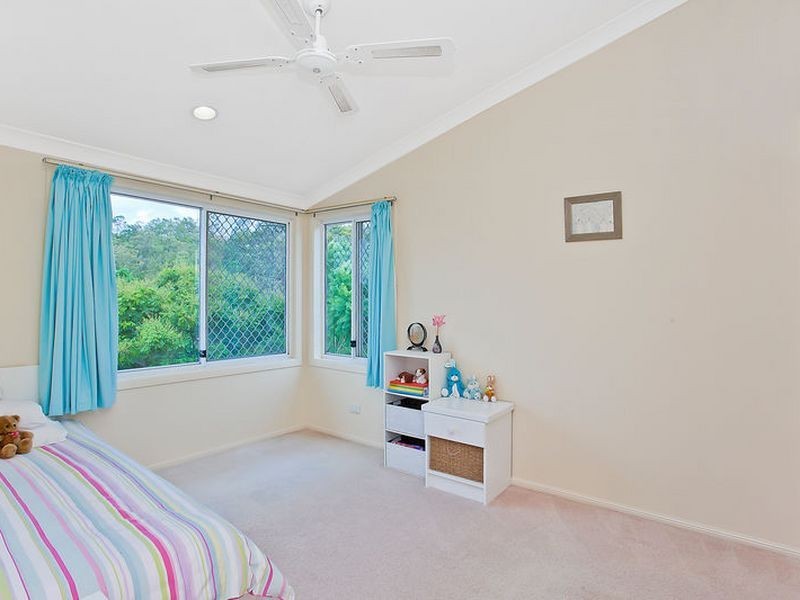 23 Trafalgar Street, Highland Park QLD 4211