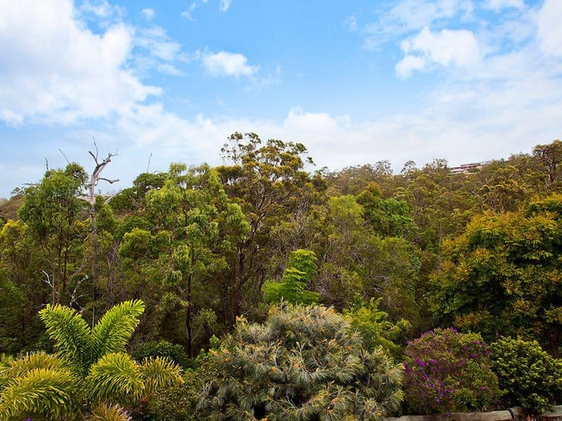 23 Trafalgar Street, Highland Park QLD 4211