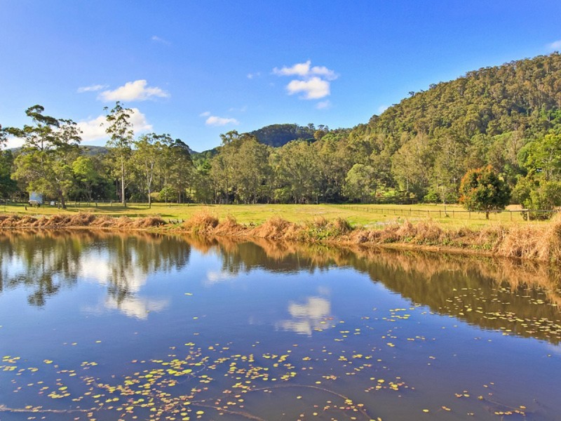 1060 Tamborine-Oxenford Road, Wongawallan QLD 4210